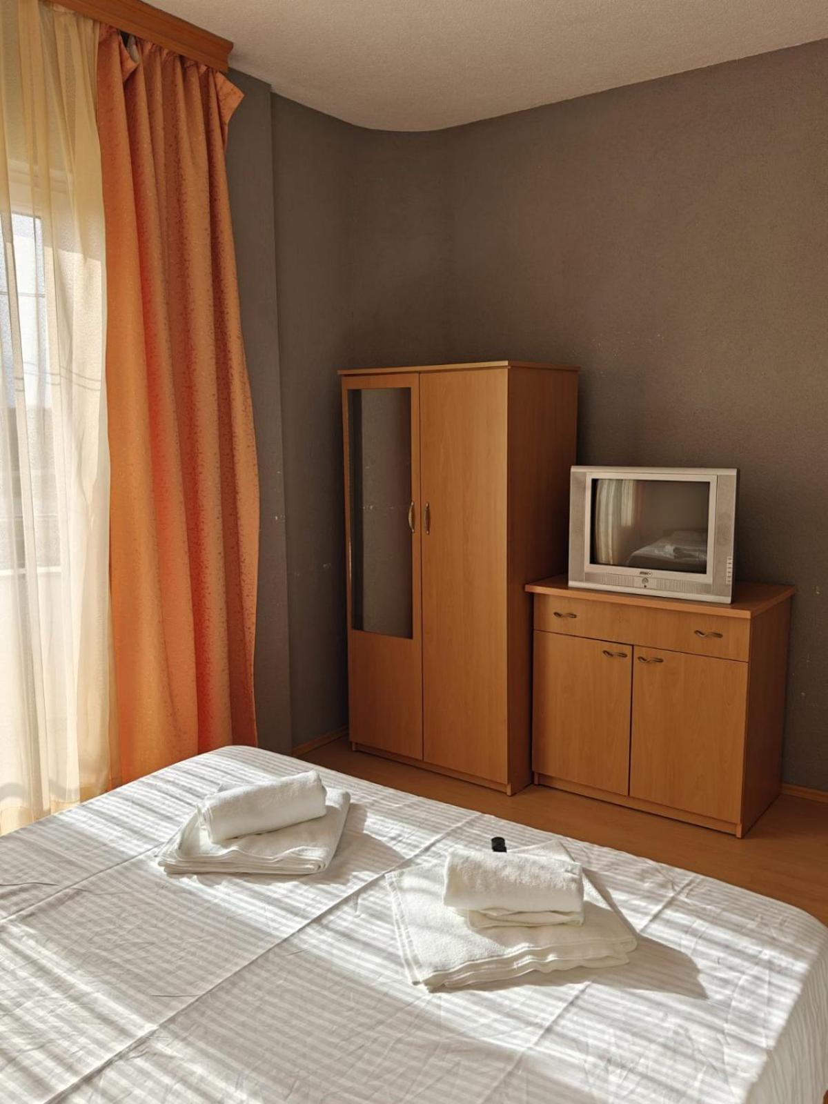 Hotel Ariston Struga Esterno foto