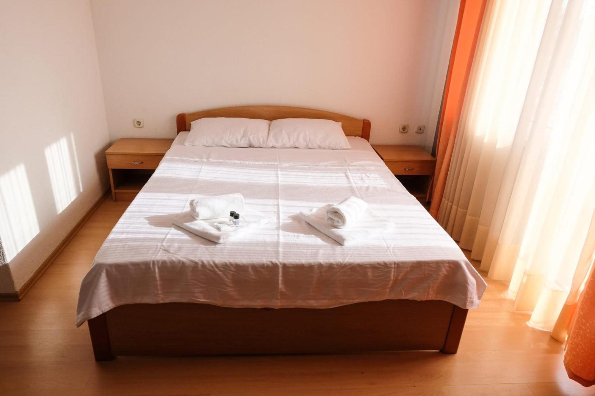 Hotel Ariston Struga Esterno foto